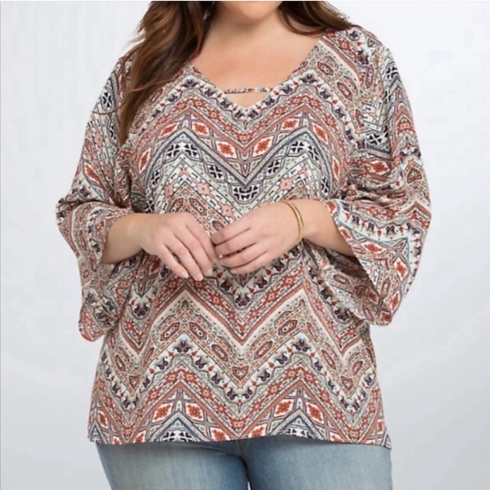 🔴 Torrid Multi Print Crisscross Top Blouse Zigzag 2X